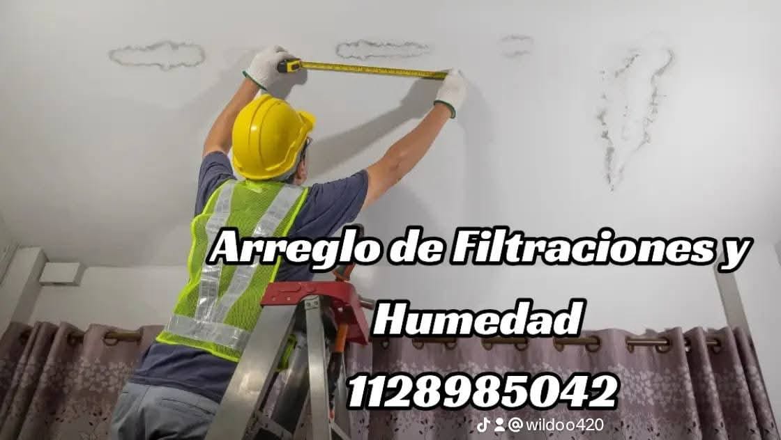 Imagen promocional de revisión de una pared con humedad